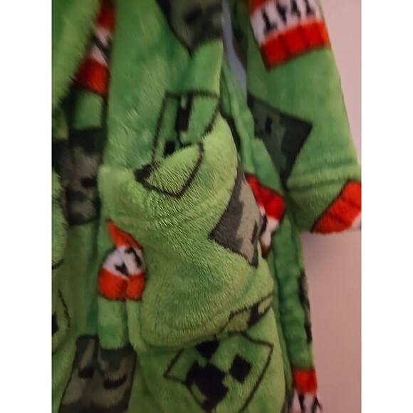 Minecraft TNT Plush Bath Robe Boy's Size 4/5 Pajama & Swimsuit Cover Up Bathrobe - Picture 5 of 12